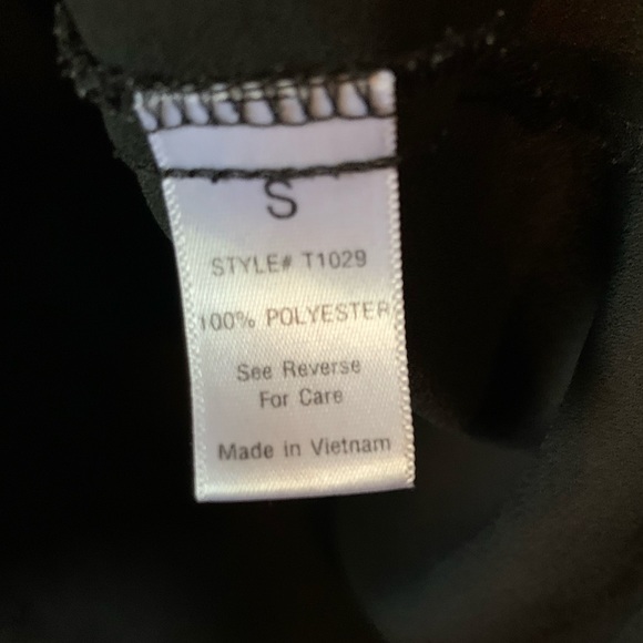 Sheer Black Sleeveless Top - Picture 4 of 7